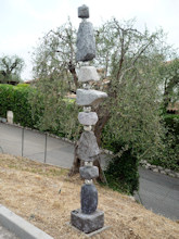 sculpture Totem Castagniers